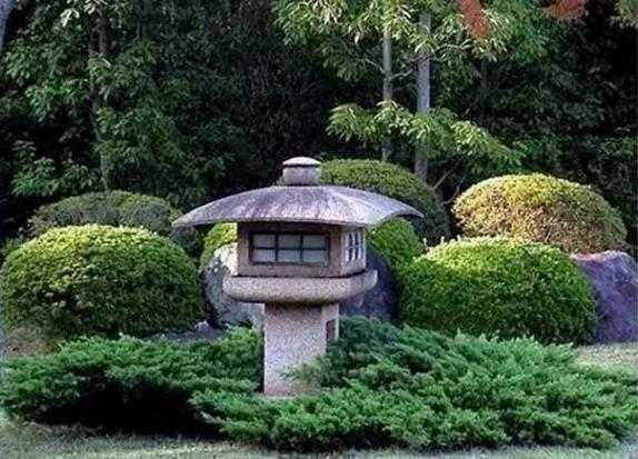 園林景觀燈，必須這樣設(shè)計呀！